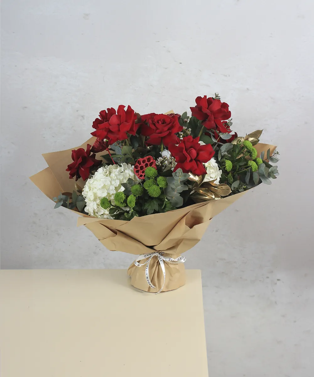 christmas crimson red flowers with white flowers for gift