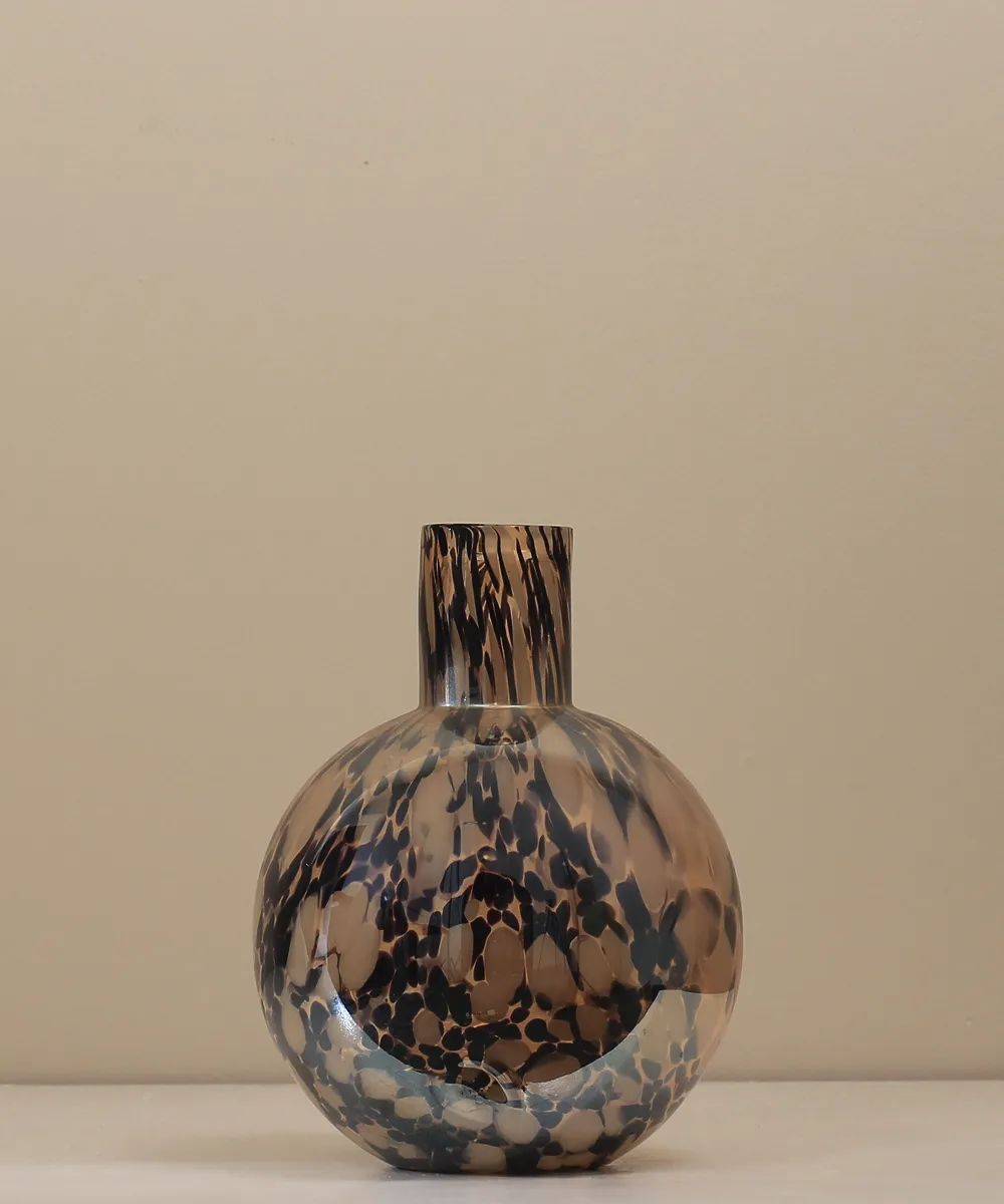 Pantheress vase